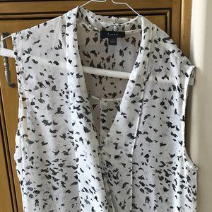 Summer sleeveless blouse. Black and White sheer